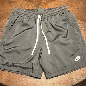 Athletic shorts